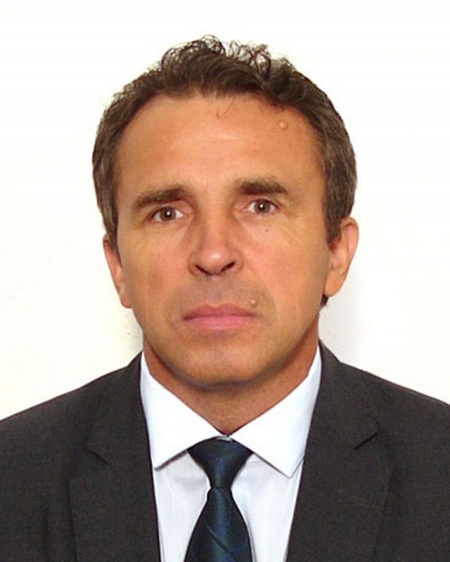 FARCAS DANUT